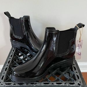 Seven for all Mankind patent leather Chelsea boots